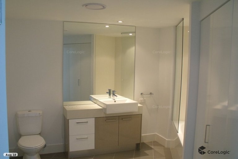 30-32 Paradise Island Surfers Paradise QLD 4217