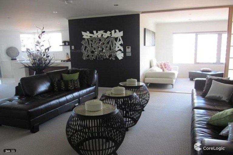 11/120 Surf Parade Broadbeach QLD 4218