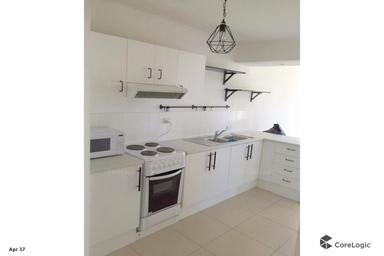 1/162 Surf Parade Broadbeach QLD 4218