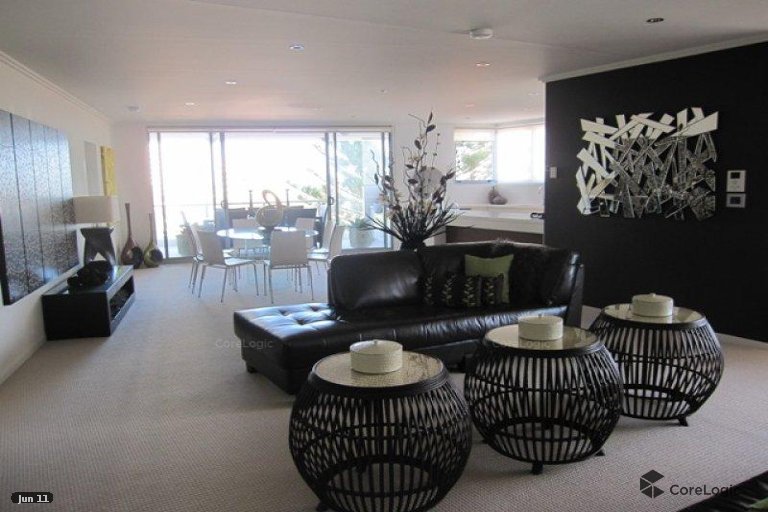 11/120 Surf Parade Broadbeach QLD 4218