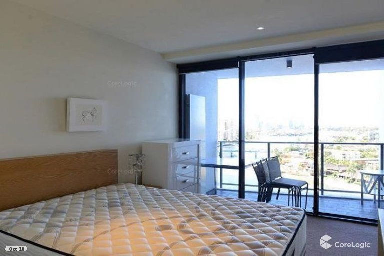 2/4 Wahroonga Place Surfers Paradise QLD 4217