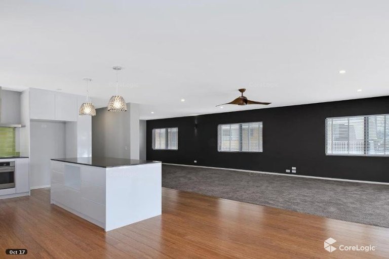 32 The Esplanade Surfers Paradise QLD 4217