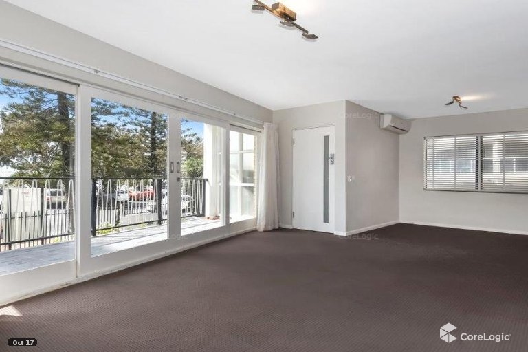 32 The Esplanade Surfers Paradise QLD 4217