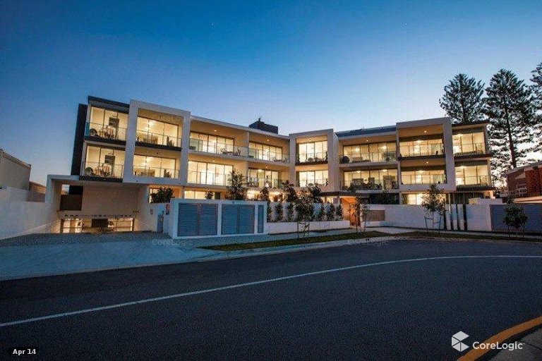 30-32 Paradise Island Surfers Paradise QLD 4217