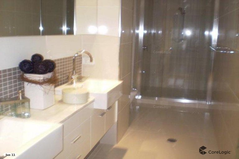 11/120 Surf Parade Broadbeach QLD 4218