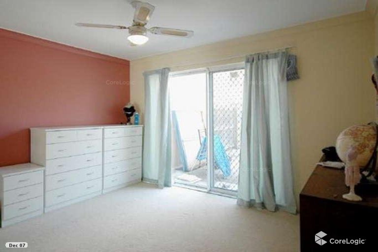 3/156 Surf Parade Broadbeach QLD 4218