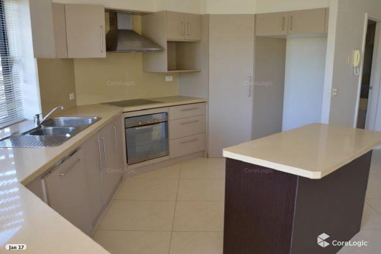 2/160 Surf Parade Broadbeach QLD 4218