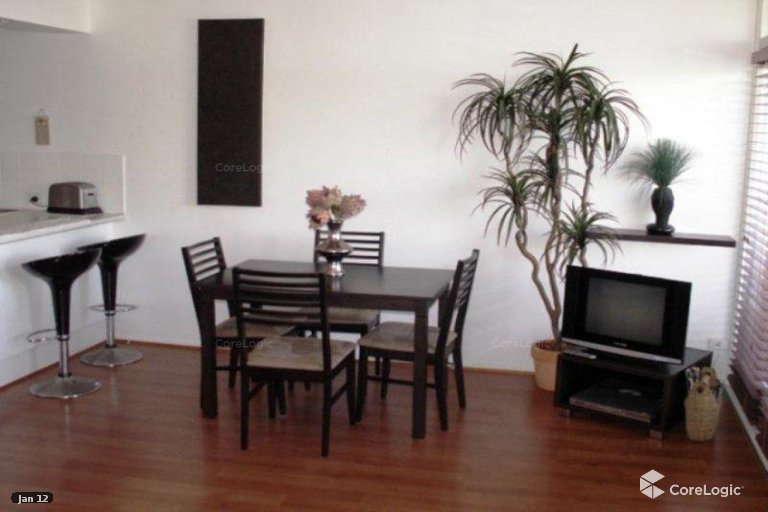 1/162 Surf Parade Broadbeach QLD 4218