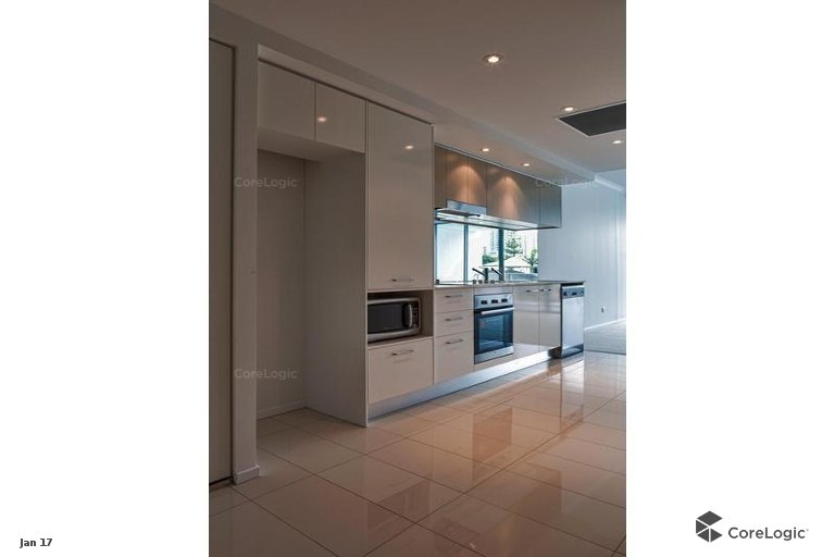 30-32 Paradise Island Surfers Paradise QLD 4217