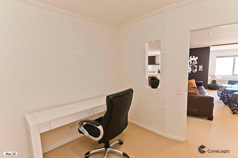 11/120 Surf Parade Broadbeach QLD 4218