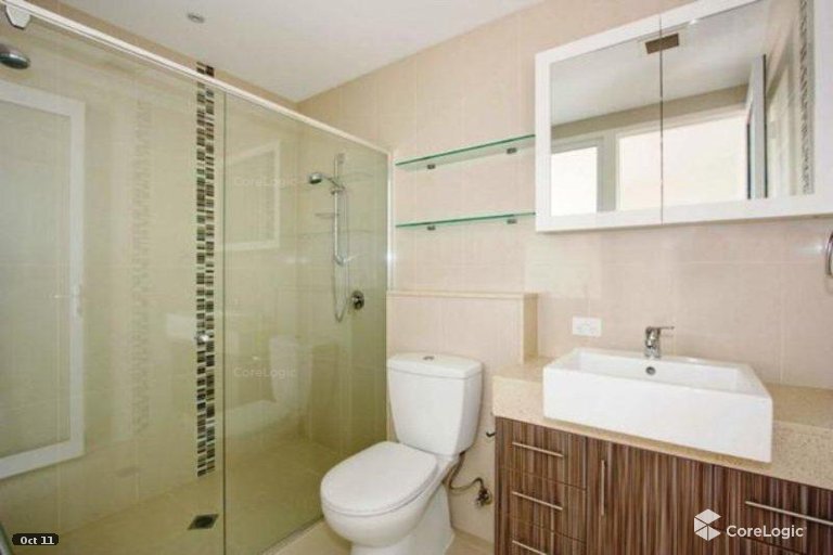 2/160 Surf Parade Broadbeach QLD 4218