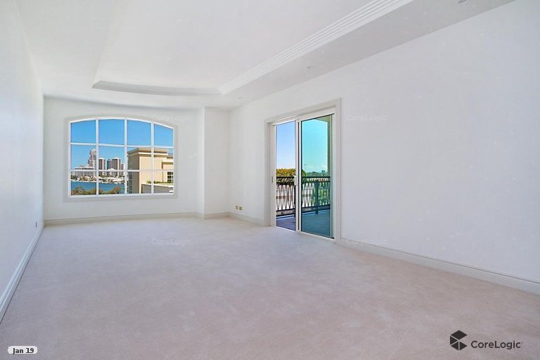 23/42-44 Brighton Parade Southport QLD 4215