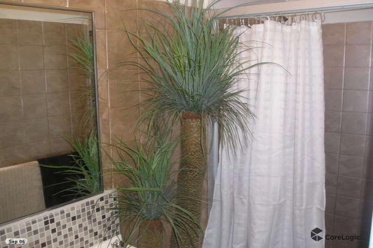 1/162 Surf Parade Broadbeach QLD 4218