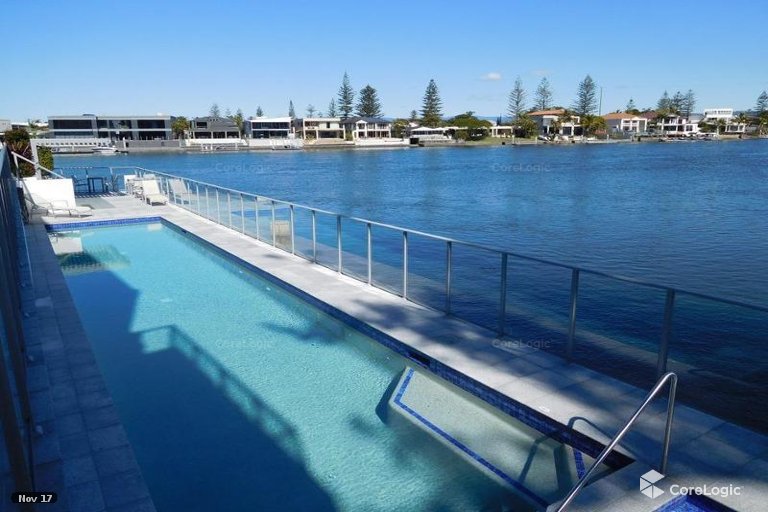 30-32 Paradise Island Surfers Paradise QLD 4217