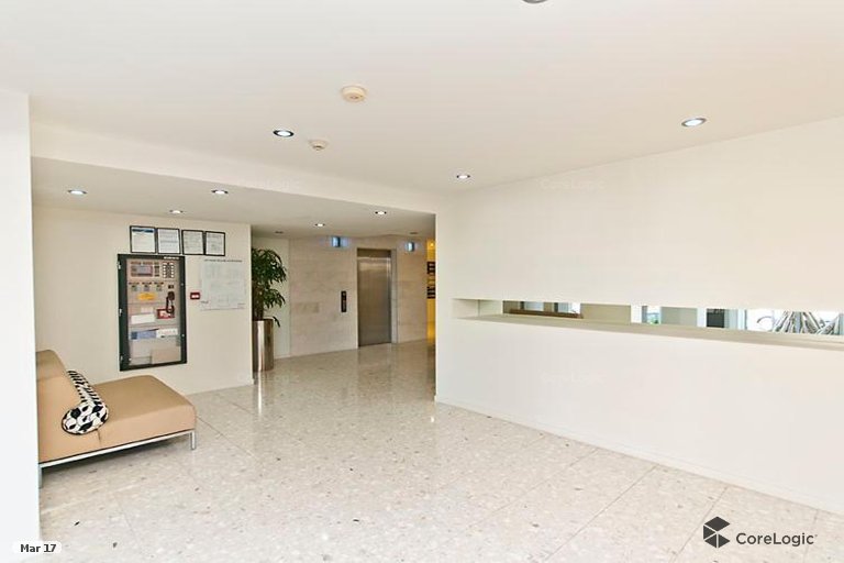 11/120 Surf Parade Broadbeach QLD 4218