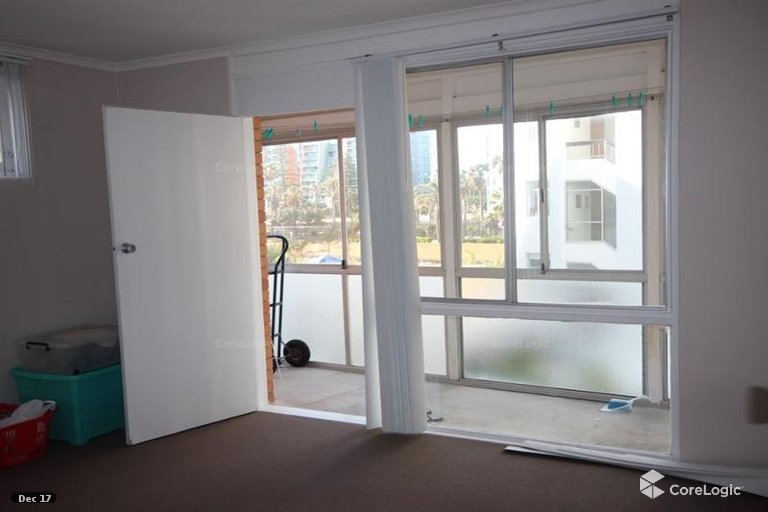 1/3 View Avenue Surfers Paradise QLD 4217