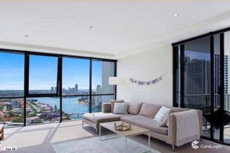 5/4 Wahroonga Place Surfers Paradise QLD 4217