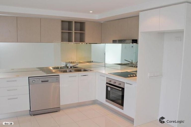 30-32 Paradise Island Surfers Paradise QLD 4217