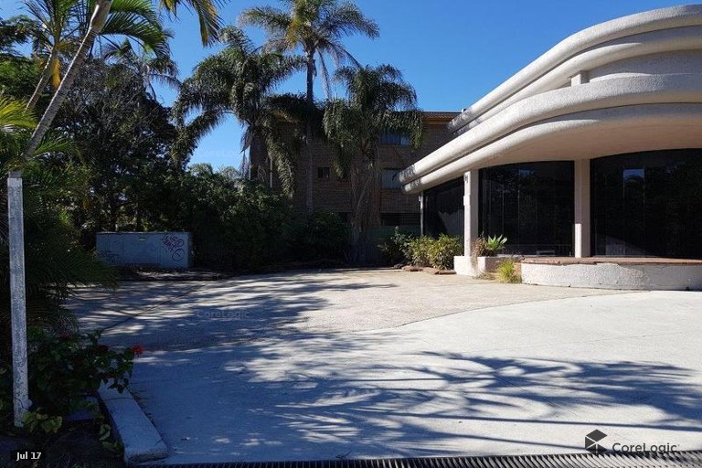 2/2769 Gold Coast Highway Broadbeach QLD 4218