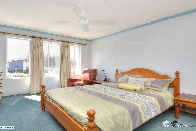 5/166 Surf Parade Broadbeach QLD 4218