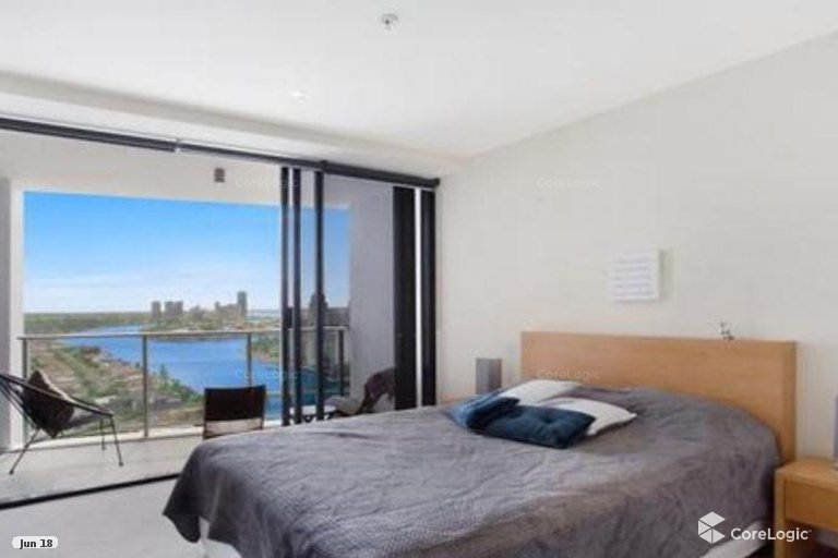 5/4 Wahroonga Place Surfers Paradise QLD 4217