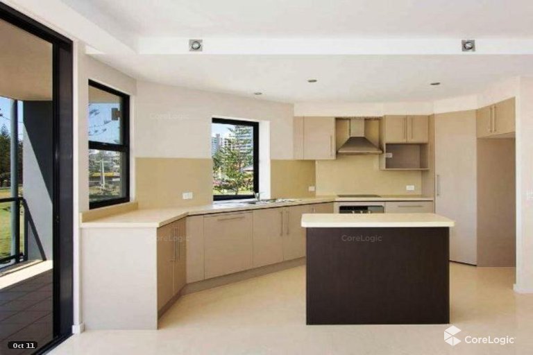 2/160 Surf Parade Broadbeach QLD 4218