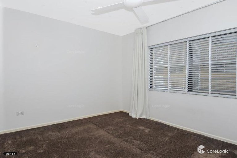 32 The Esplanade Surfers Paradise QLD 4217