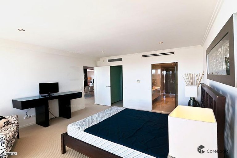 11/120 Surf Parade Broadbeach QLD 4218