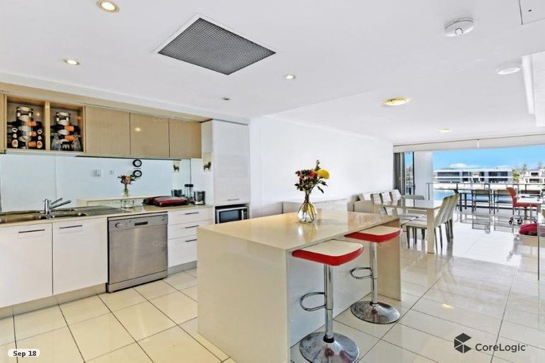 30-32 Paradise Island Surfers Paradise QLD 4217