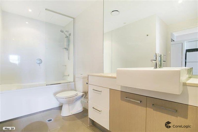 30-32 Paradise Island Surfers Paradise QLD 4217