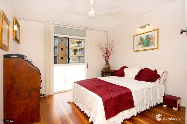 5/162 Surf Parade Broadbeach QLD 4218