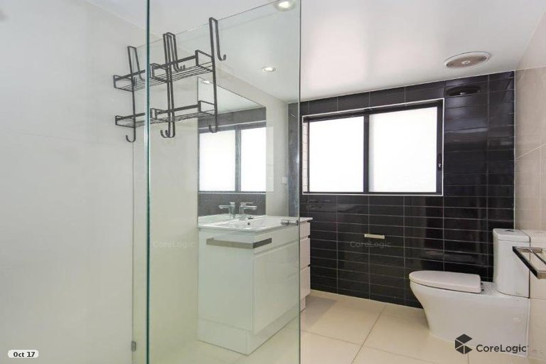 32 The Esplanade Surfers Paradise QLD 4217