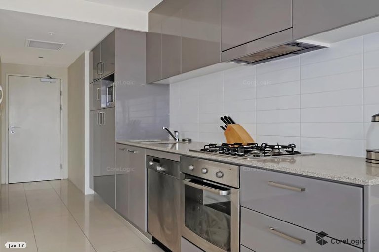 5/4 Wahroonga Place Surfers Paradise QLD 4217