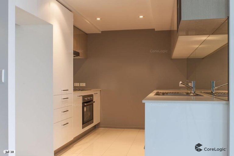 30-32 Paradise Island Surfers Paradise QLD 4217