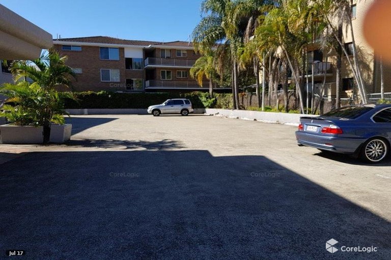 2/2769 Gold Coast Highway Broadbeach QLD 4218