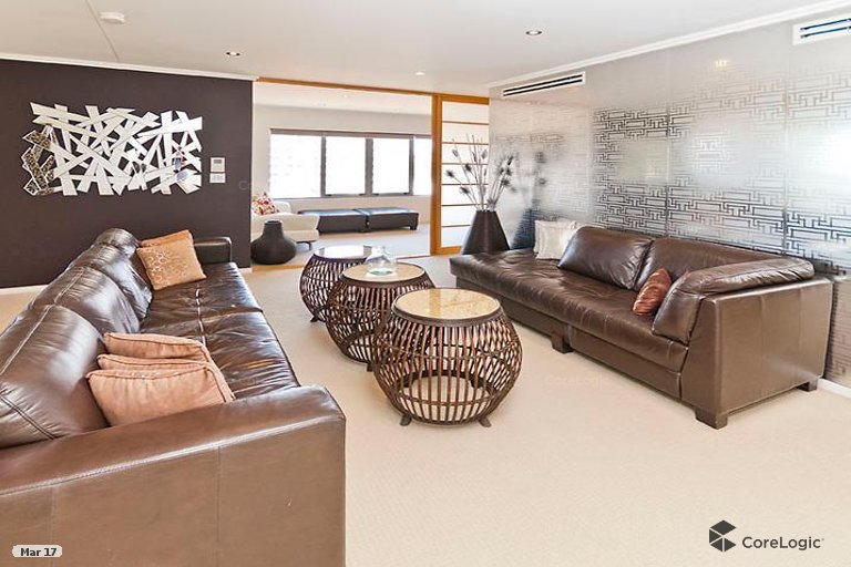 11/120 Surf Parade Broadbeach QLD 4218