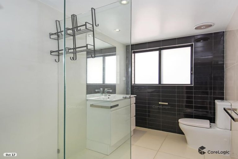 32 The Esplanade Surfers Paradise QLD 4217