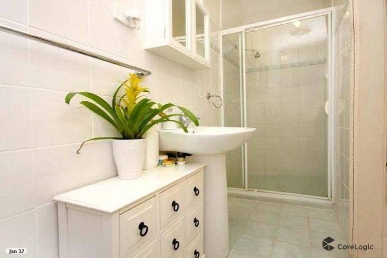 5/162 Surf Parade Broadbeach QLD 4218