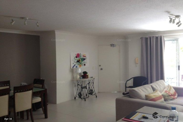 3/156 Surf Parade Broadbeach QLD 4218