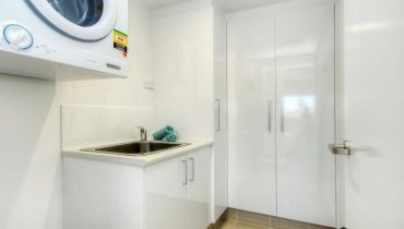 502/26 Spendelove Avenue Southport QLD 4215