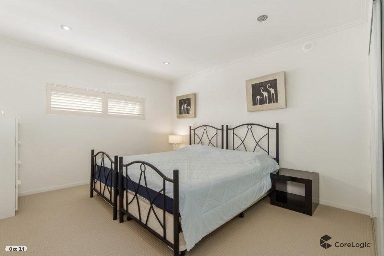 11/120 Surf Parade Broadbeach QLD 4218