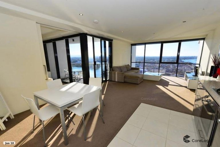 2/4 Wahroonga Place Surfers Paradise QLD 4217