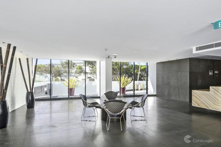 5/4 Wahroonga Place Surfers Paradise QLD 4217