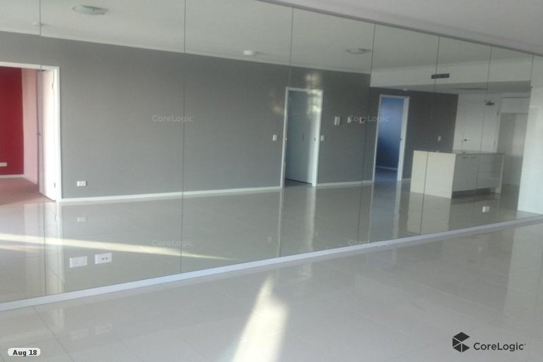 30-32 Paradise Island Surfers Paradise QLD 4217