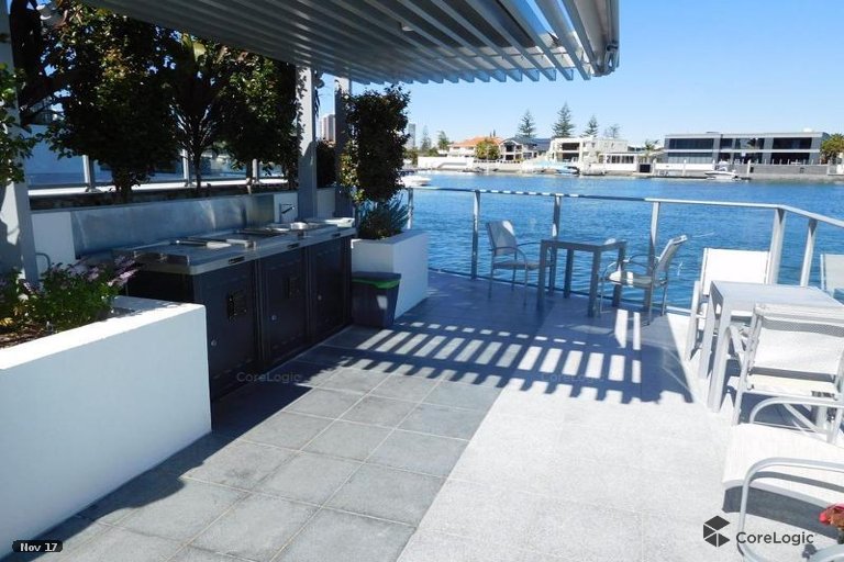 30-32 Paradise Island Surfers Paradise QLD 4217