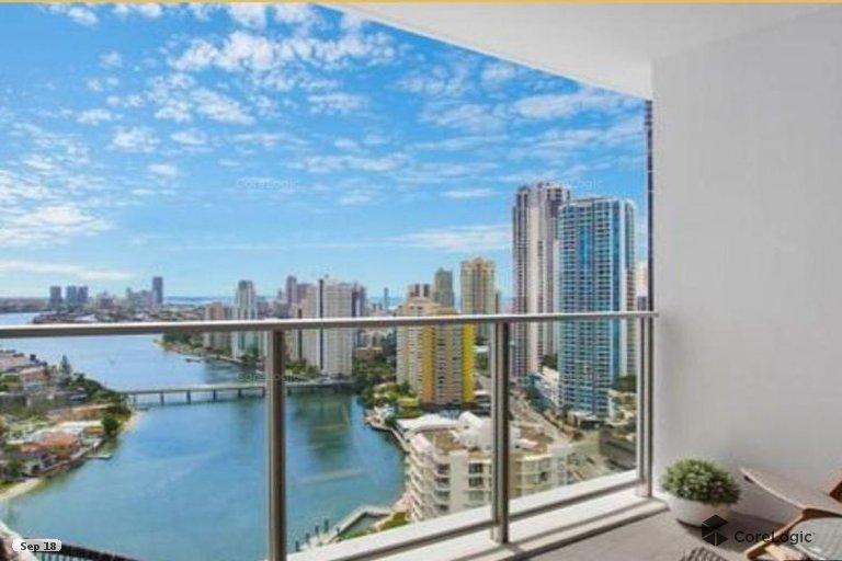 5/4 Wahroonga Place Surfers Paradise QLD 4217