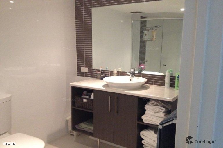 3/156 Surf Parade Broadbeach QLD 4218