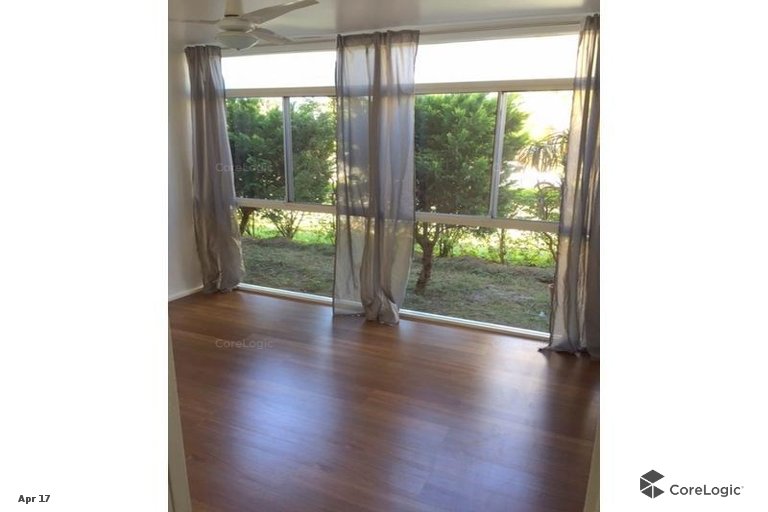 1/162 Surf Parade Broadbeach QLD 4218